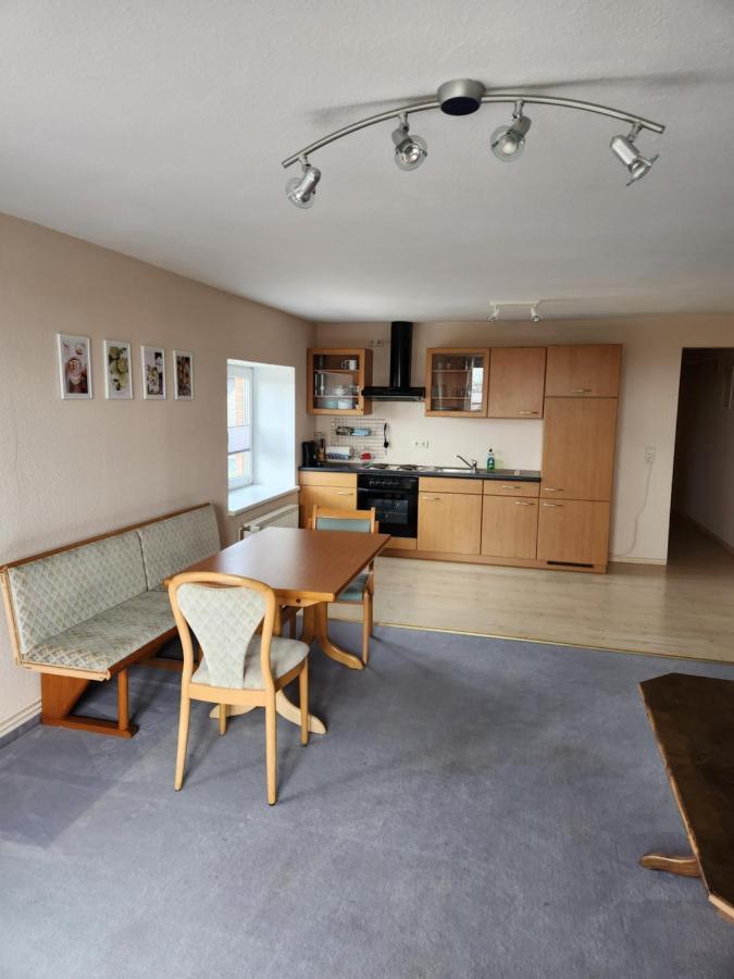 Apartment Neumuhler Hof: Spacious Family With Multiple Bathrooms And Free Parking *