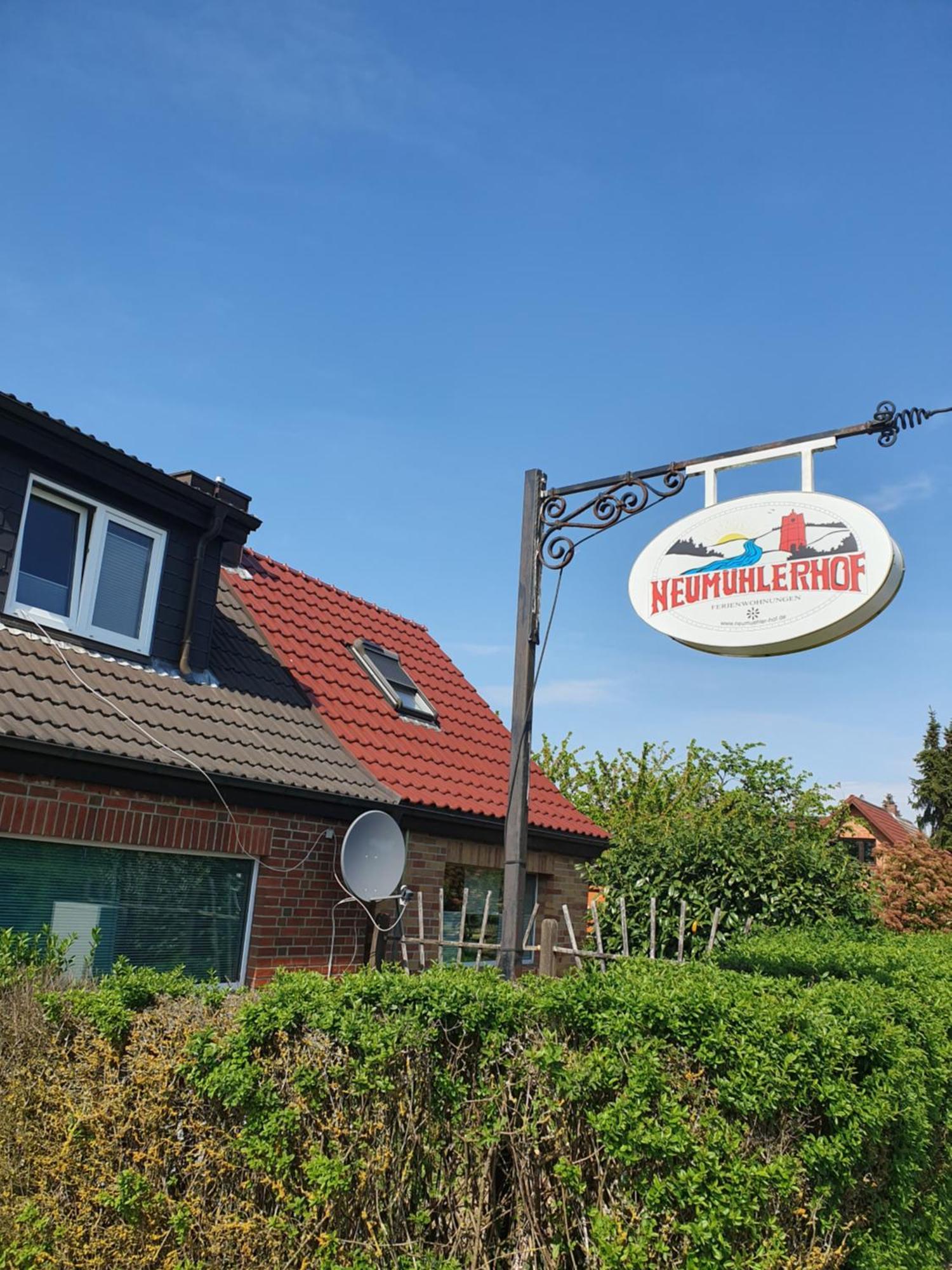 Neumuhler Hof: Spacious Family With Multiple Bathrooms And Free Parking *
